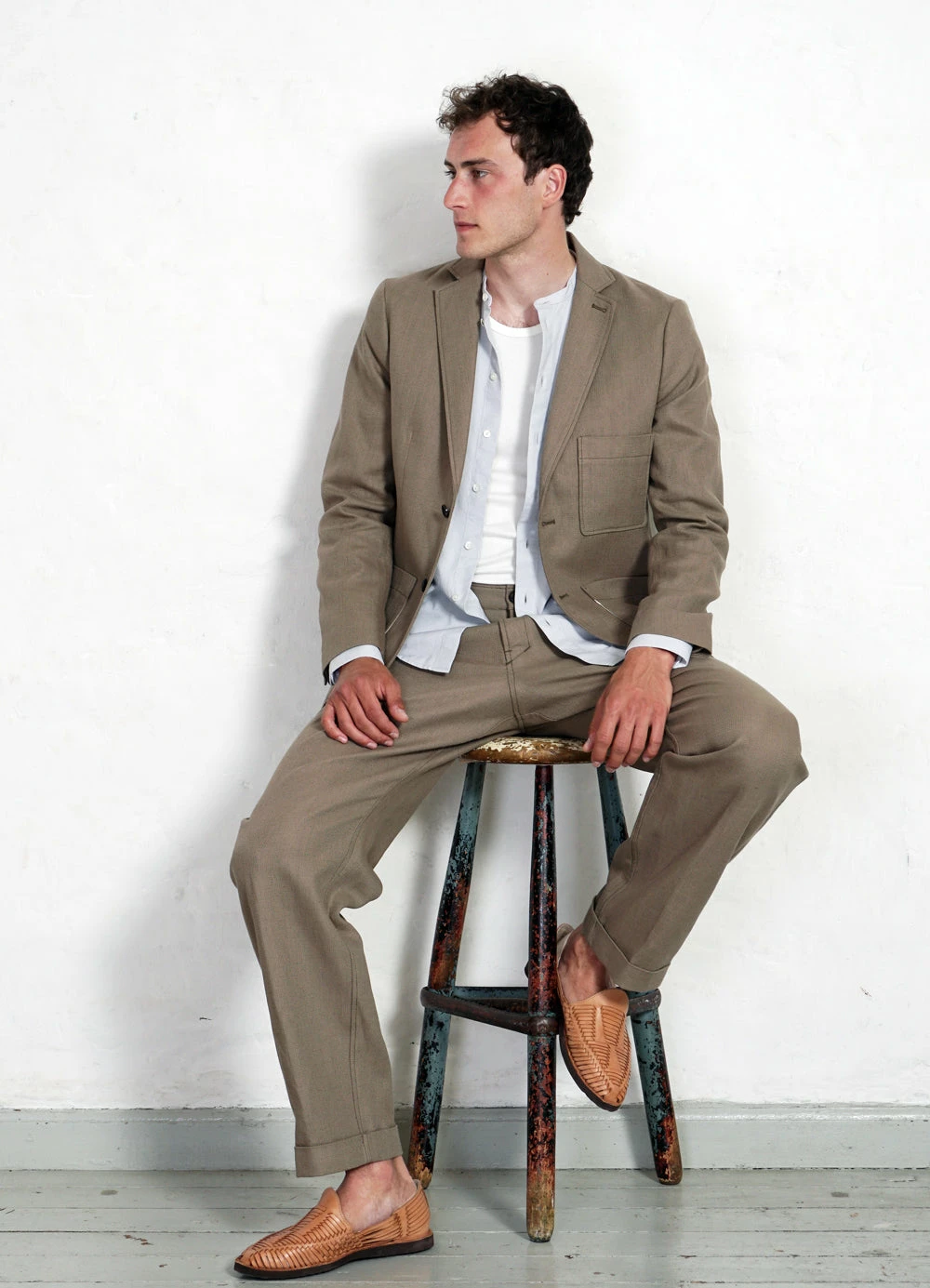 HANSEN GARMENTS CHRIS | Classic Two Button Blazer | Bay Leaf 9 HANSEN GARMENTS CHRIS | Classic Two Button Blazer | Bay Leaf - Image 7
