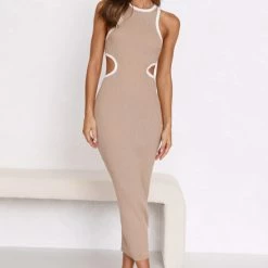 Tyler Dress CAMEL -Heschung shop 4L8A2064 76151.1654232417