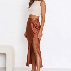Monaita Skirt RUST -Heschung shop 4L8A2315 90628.1655185168
