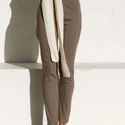 Brenna Pants STONE 13 Brenna Pants STONE -Heschung shop 8 L4A8633 49847.1627557756