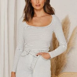 Pia Denim Skirt LIGHT WASH 13 Pia Denim Skirt LIGHT WASH -Heschung shop L4A0585 1 83386.1597229684