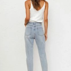 Connor Jeans -Heschung shop L4A0770 09747.1619756241 06856.1651554780