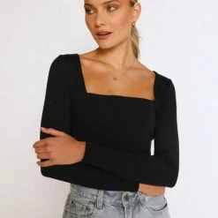 Manaia Top BLACK -Heschung shop L8A1789 44518.1655781566