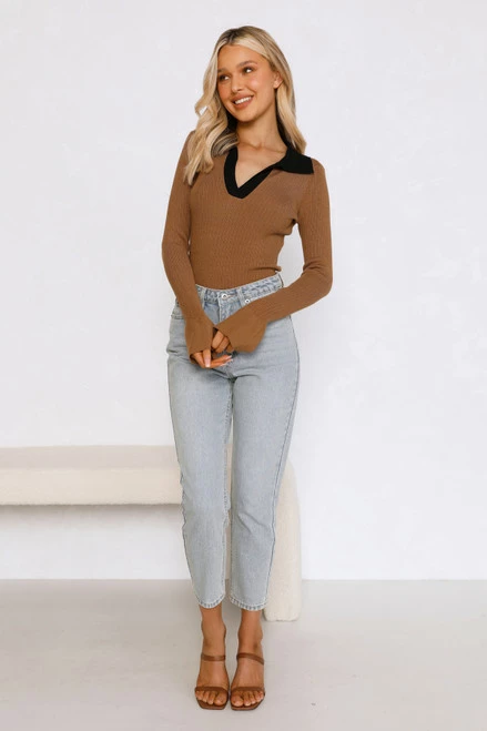 Gwen Top COFFEE 6 Gwen Top COFFEE - Image 4