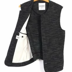 HANSEN GARMENTS BEN | Crew Neck Waistcoat | Black Hemp 12 HANSEN GARMENTS BEN | Crew Neck Waistcoat | Black Hemp -Heschung shop ben crew neck waistcoat black hemp hansen garments 469115