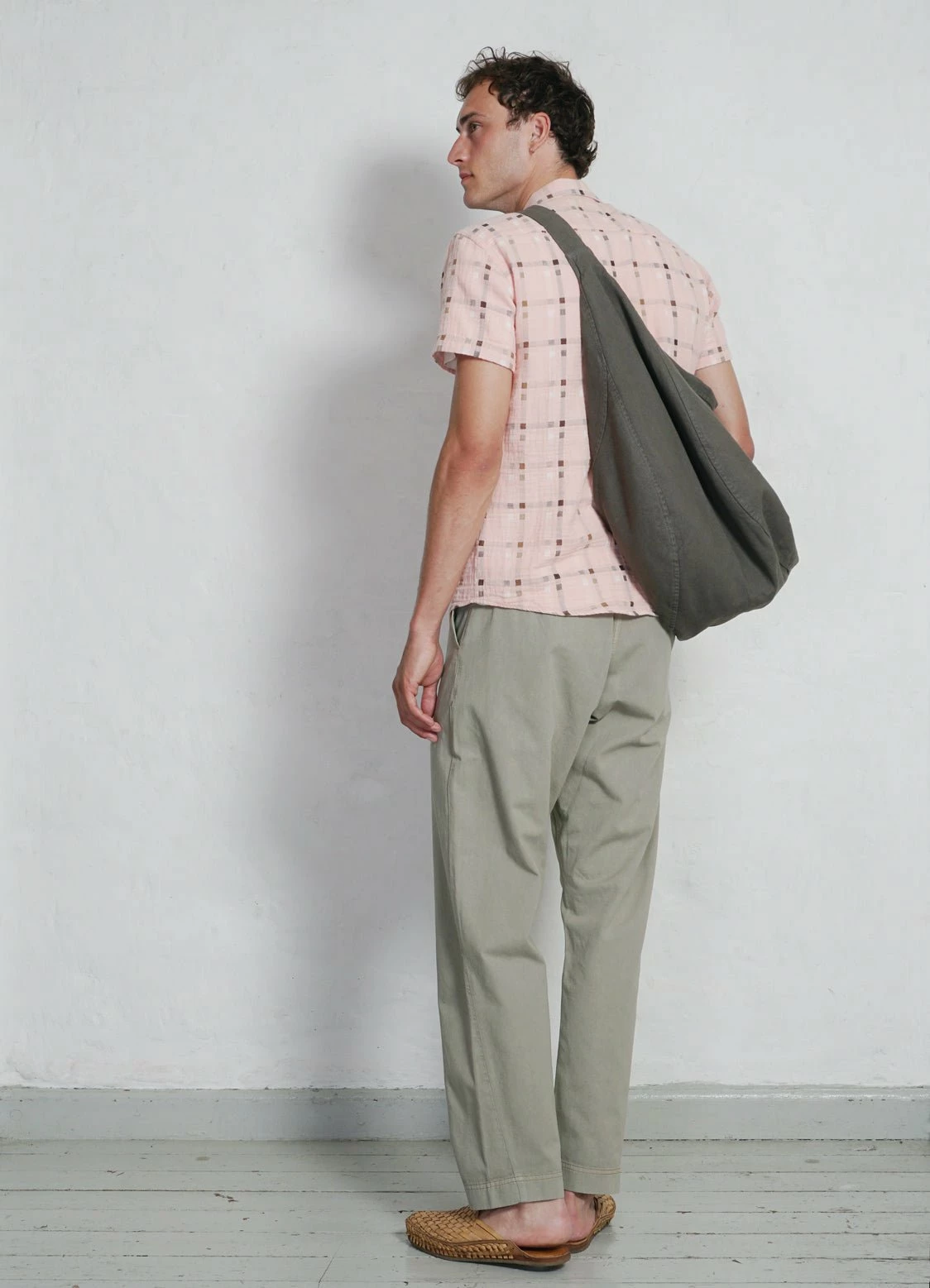 HANSEN GARMENTS BILLY | Courier Bag | Green Grey 4 HANSEN GARMENTS BILLY | Courier Bag | Green Grey - Image 2