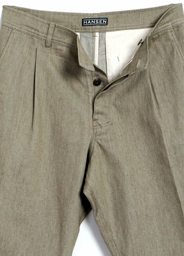 HANSEN GARMENTS BIRK | Single Pleated Shorts | Safari 7 HANSEN GARMENTS BIRK | Single Pleated Shorts | Safari - Image 5