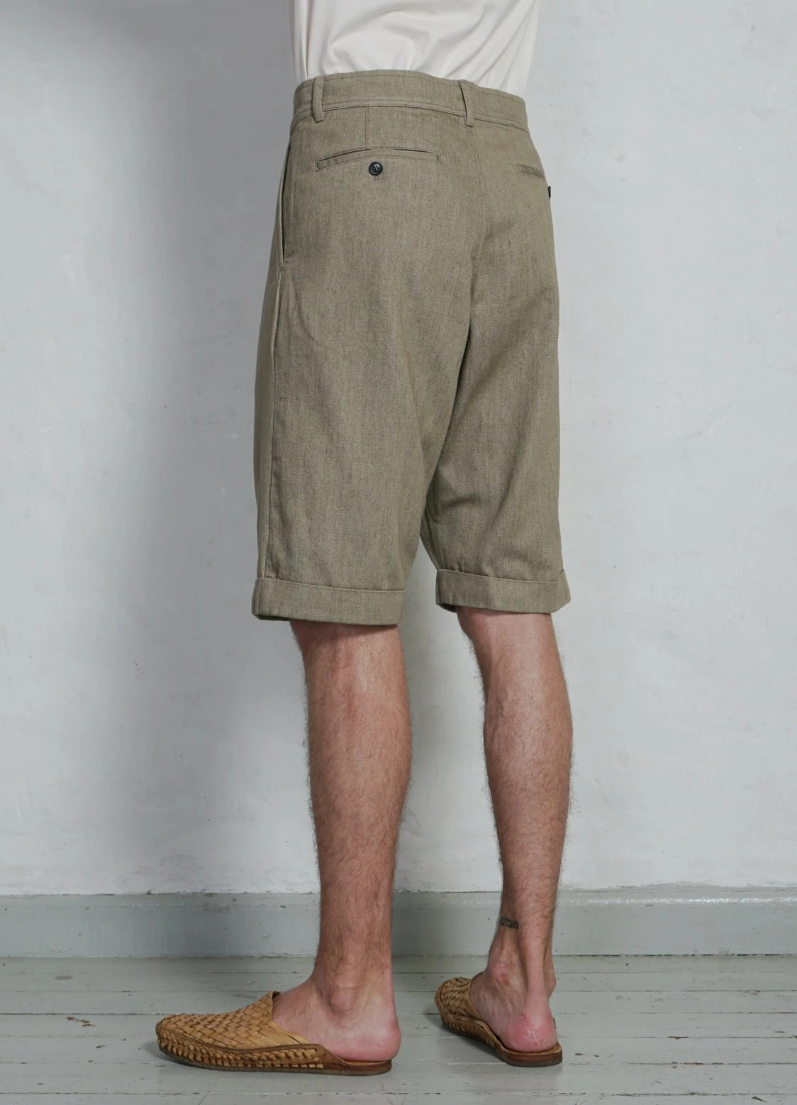HANSEN GARMENTS BIRK | Single Pleated Shorts | Safari 6 HANSEN GARMENTS BIRK | Single Pleated Shorts | Safari - Image 4