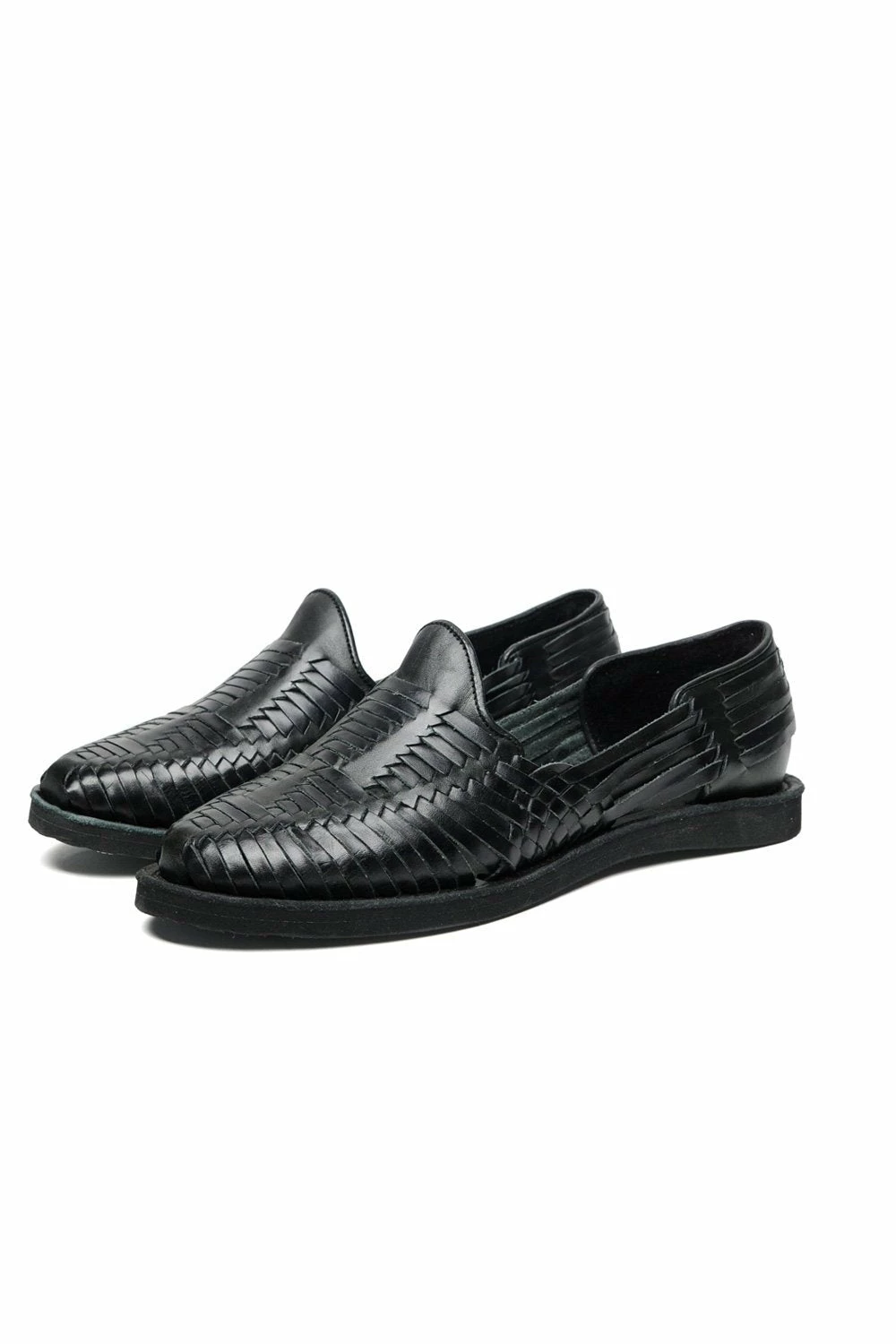 Chamula Cancun Leather Huarache | Slip On Vegetable Tanned Sandals | Black 4 Chamula Cancun Leather Huarache | Slip On Vegetable Tanned Sandals | Black - Image 2