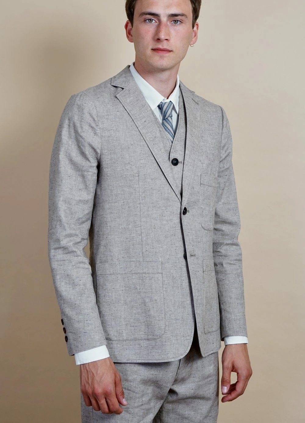 HANSEN GARMENTS CHRIS | Two Button Classic Blazer | Beach 5 HANSEN GARMENTS CHRIS | Two Button Classic Blazer | Beach - Image 3