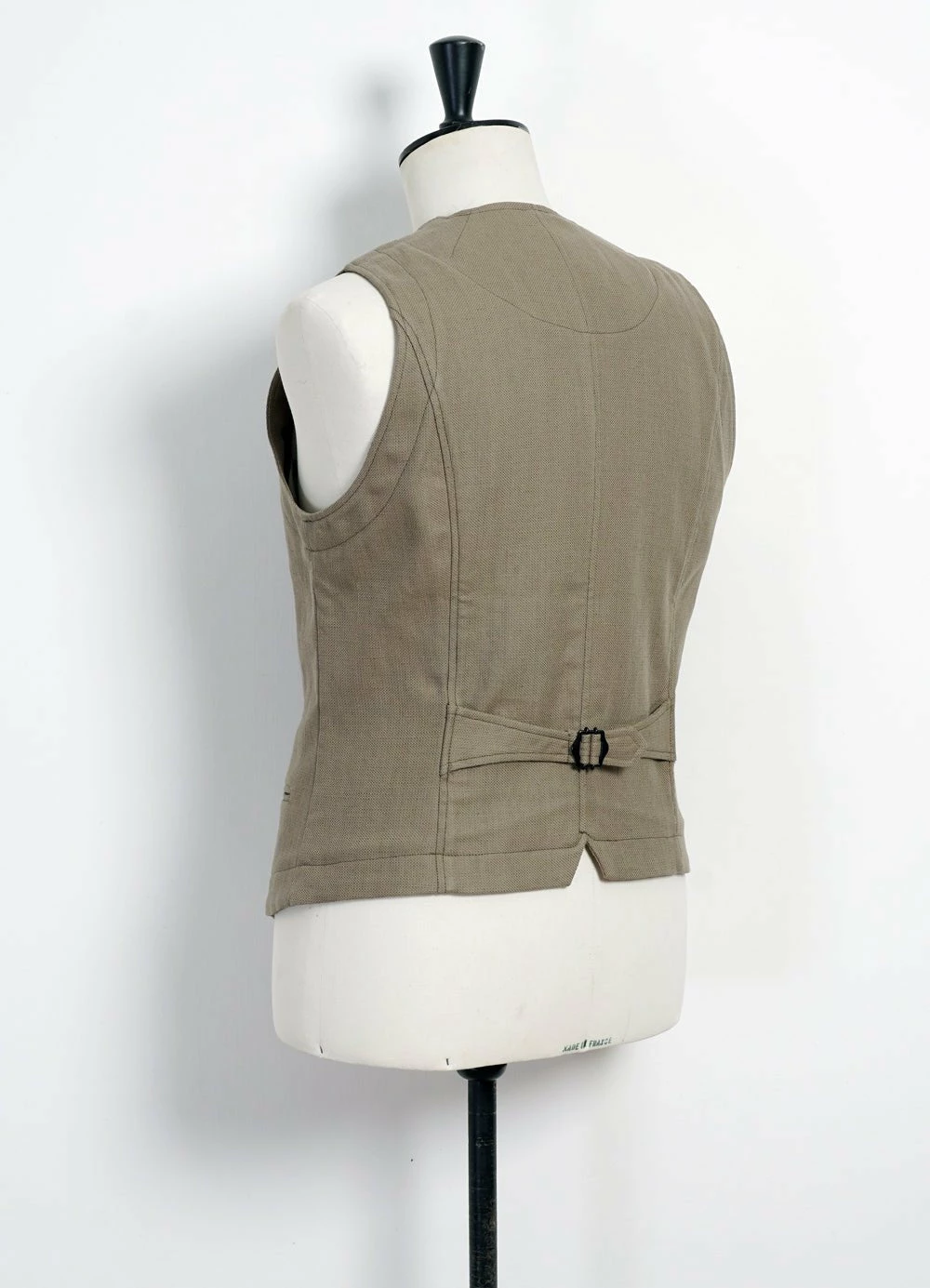 HANSEN GARMENTS DANIEL | Classic Waistcoat | Bay Leaf 6 HANSEN GARMENTS DANIEL | Classic Waistcoat | Bay Leaf - Image 4