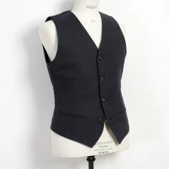 HANSEN GARMENTS DANIEL | Classic Waistcoat | Dark Blue 9 HANSEN GARMENTS DANIEL | Classic Waistcoat | Dark Blue -Heschung shop daniel classic waistcoat dark blue hansen garments 789023