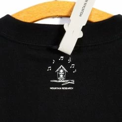 MOUNTAIN RESEARCH FAVORITE TRACK T | Fight For Your Right | Black -Heschung shop favorite track t fight for your right black 115 384098