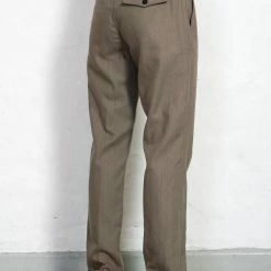HANSEN GARMENTS FINN | Side Buckle Regular Trousers | Bay Leaf 9 HANSEN GARMENTS FINN | Side Buckle Regular Trousers | Bay Leaf -Heschung shop finn side buckle regular trousers bay leaf hansen garments 471643