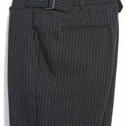 HANSEN GARMENTS FINN | Side Buckle Regular Trousers | Grey Pin 12 HANSEN GARMENTS FINN | Side Buckle Regular Trousers | Grey Pin -Heschung shop finn side buckle regular trousers grey pin hansen garments 422915