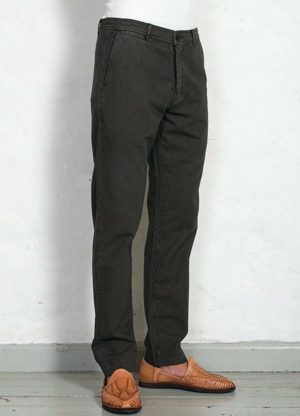 HANSEN GARMENTS FRED | Regular Cut Work Trousers | Black Sand 5 HANSEN GARMENTS FRED | Regular Cut Work Trousers | Black Sand - Image 3