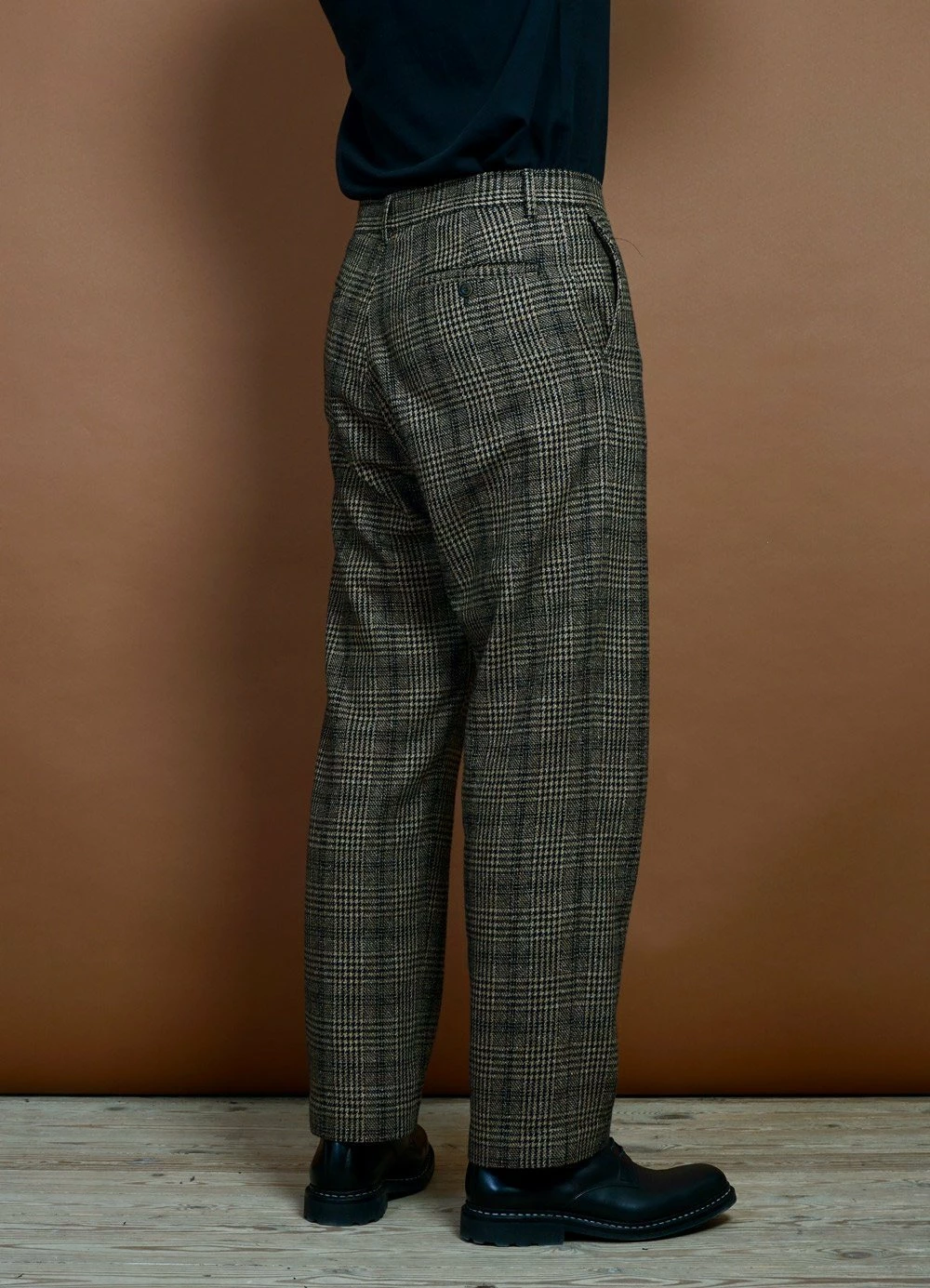 HANSEN GARMENTS KEN | Wide Cut Trousers | Checkered 8 HANSEN GARMENTS KEN | Wide Cut Trousers | Checkered - Image 6