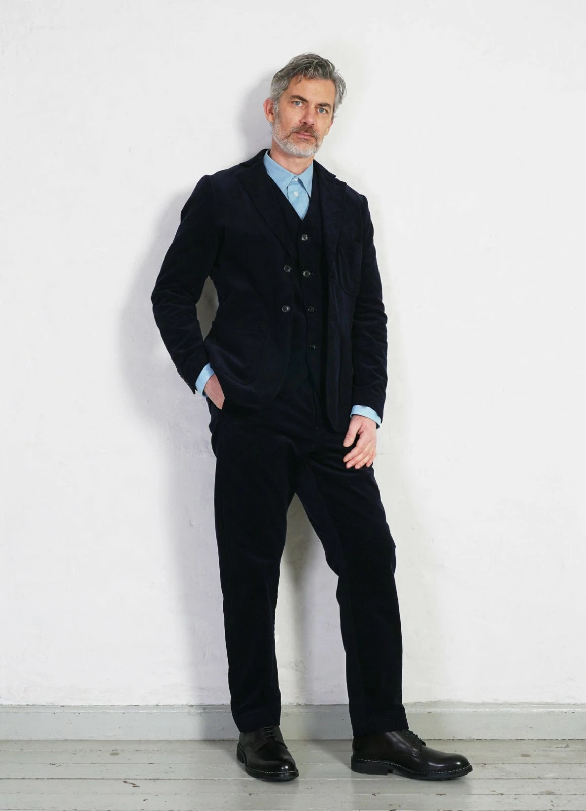 HANSEN GARMENTS KEN | Wide Cut Trousers | Fluid Navy 5 HANSEN GARMENTS KEN | Wide Cut Trousers | Fluid Navy - Image 3