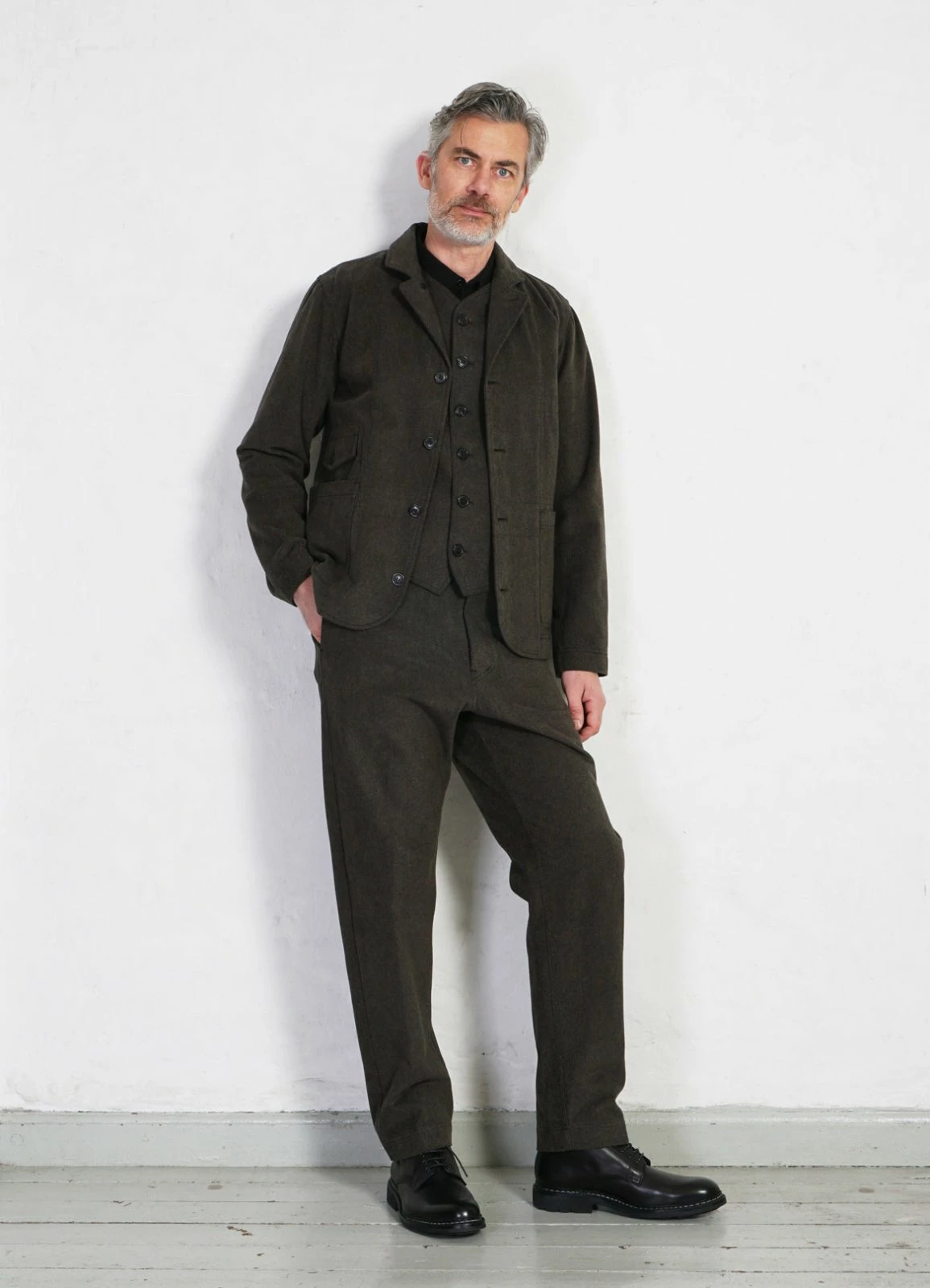 HANSEN GARMENTS KEN | Wide Cut Trousers | Greenish 10 HANSEN GARMENTS KEN | Wide Cut Trousers | Greenish - Image 8