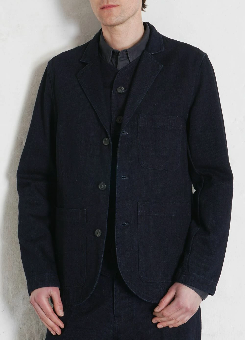 HANSEN GARMENTS NICOLAI | Informal 3-button Blazer | Black Indigo 5 HANSEN GARMENTS NICOLAI | Informal 3-button Blazer | Black Indigo - Image 3