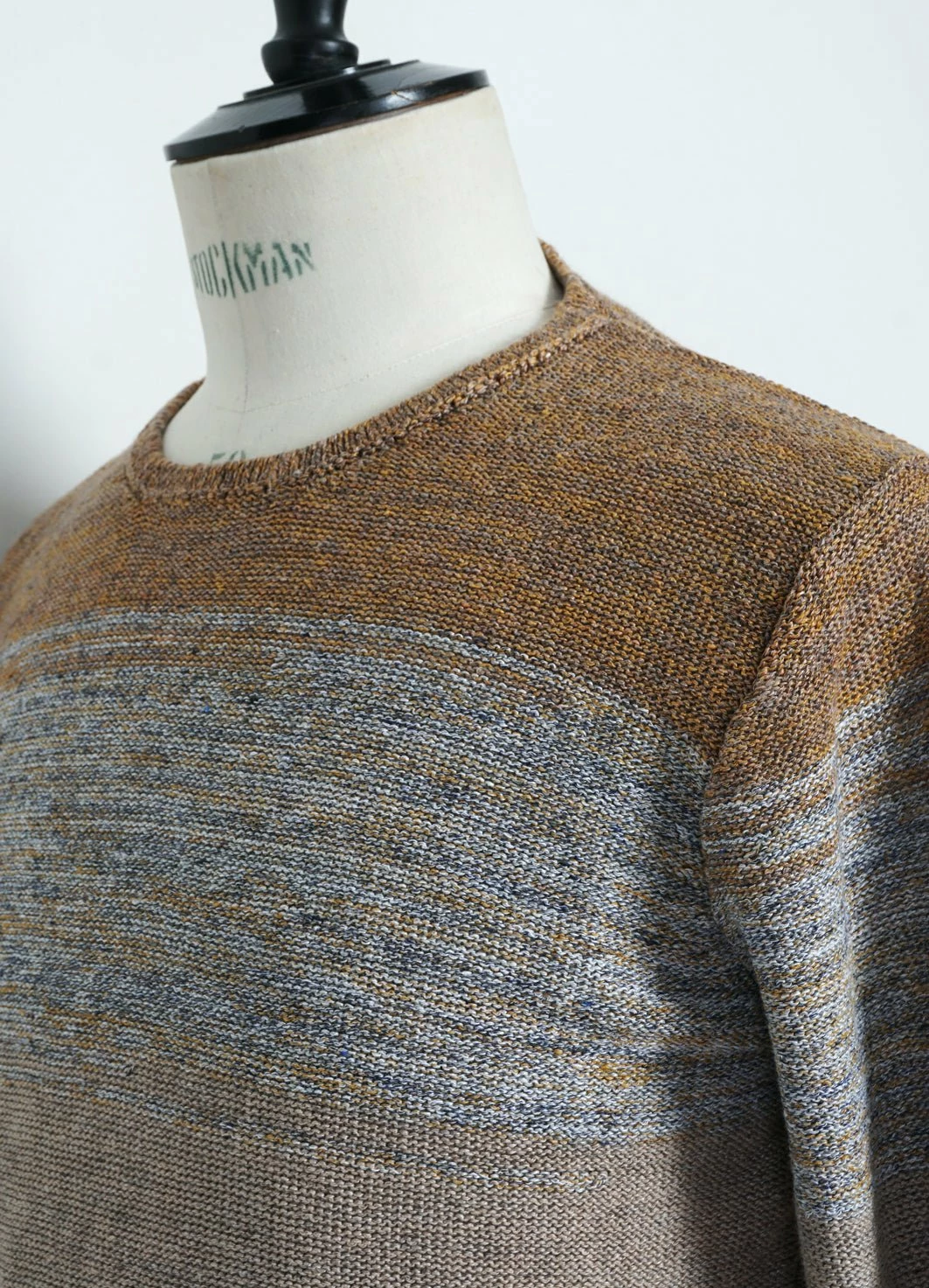 INIS MEÁIN OMBRÉ TUNIC | Linen Landscape Tunic | Beach/Stone 7 INIS MEÁIN OMBRÉ TUNIC | Linen Landscape Tunic | Beach/Stone - Image 5