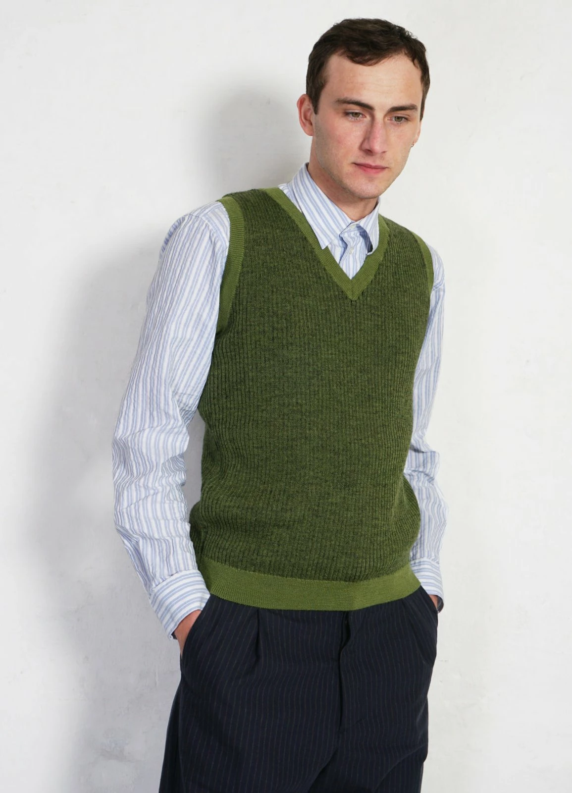 HANSEN GARMENTS RAYMOND | Relaxed Classic Shirt | Big Blue Stripes 6 HANSEN GARMENTS RAYMOND | Relaxed Classic Shirt | Big Blue Stripes - Image 4