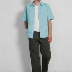 HANSEN GARMENTS REIDAR | Loose Fit Short Sleeve Shirt | Miami Green 9 HANSEN GARMENTS REIDAR | Loose Fit Short Sleeve Shirt | Miami Green -Heschung shop ss23 reidar miami green keld dark moss 3