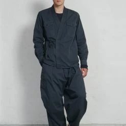 HANSEN GARMENTS REMY | East & West Shirt Jacket | Blue Grey 9 HANSEN GARMENTS REMY | East & West Shirt Jacket | Blue Grey -Heschung shop ss23 remy benny blue grey 4