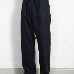 HANSEN GARMENTS SUNE | Pleated Wide Cut Trousers | Dark Blue 11 HANSEN GARMENTS SUNE | Pleated Wide Cut Trousers | Dark Blue -Heschung shop sune pleated wide cut trousers dark blue hansen garments 841138