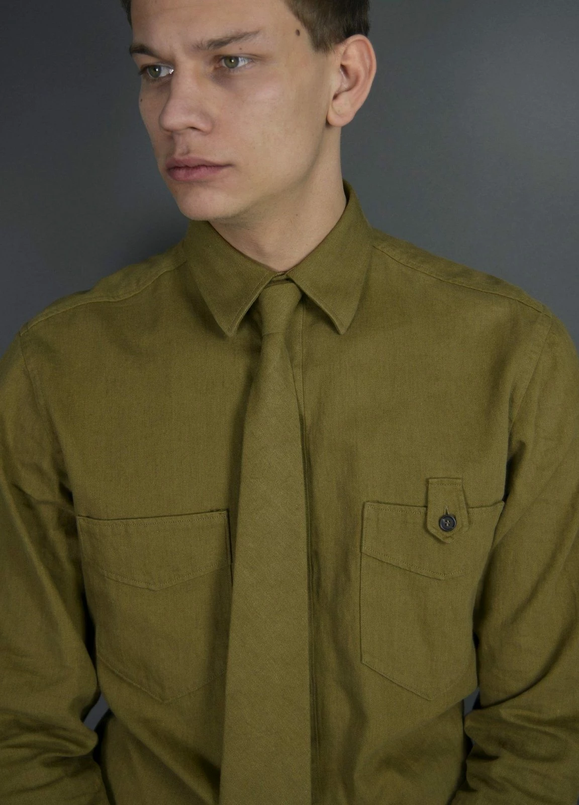 HANSEN GARMENTS TIE | Olive 4 HANSEN GARMENTS TIE | Olive - Image 2