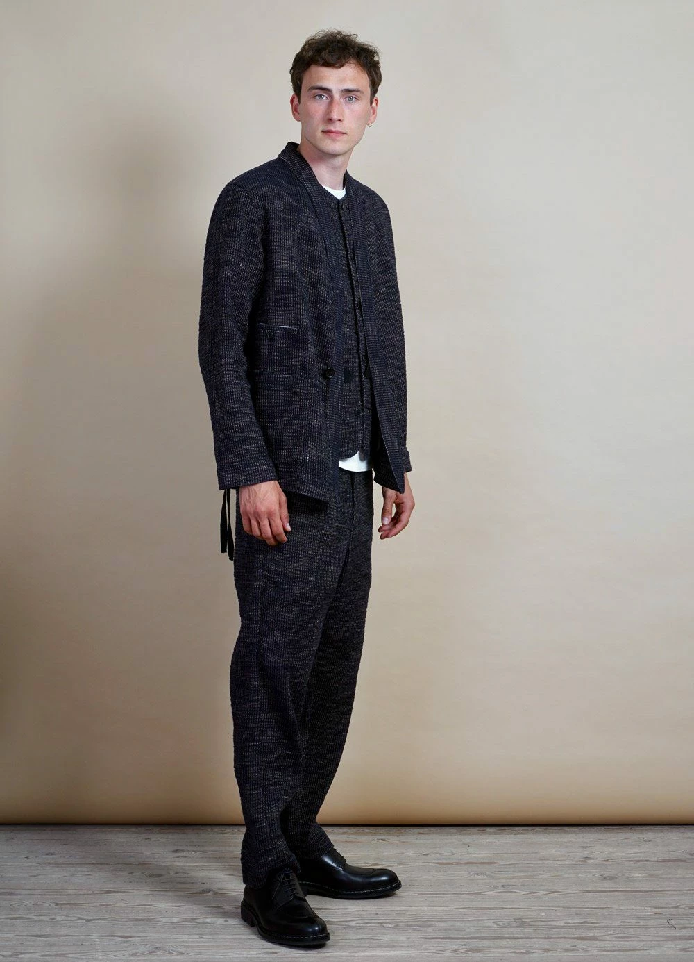 HANSEN GARMENTS TRYGVE | Wide Cut Cropped Trousers | Black Hemp 4 HANSEN GARMENTS TRYGVE | Wide Cut Cropped Trousers | Black Hemp - Image 2