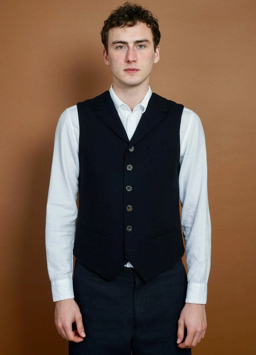 HANSEN GARMENTS WILLIAM | Lapel Waistcoat | Deep Indigo 5 HANSEN GARMENTS WILLIAM | Lapel Waistcoat | Deep Indigo - Image 3